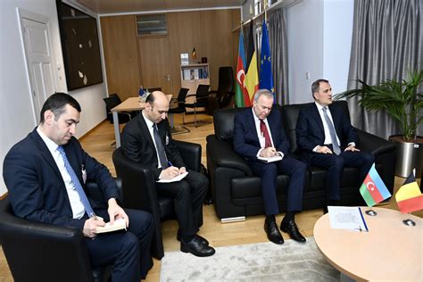 Azerbaijani Foreign Minister Informs Belgian Counterpart About Baku