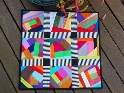 Quilting By Celia: Another Mini Quilt