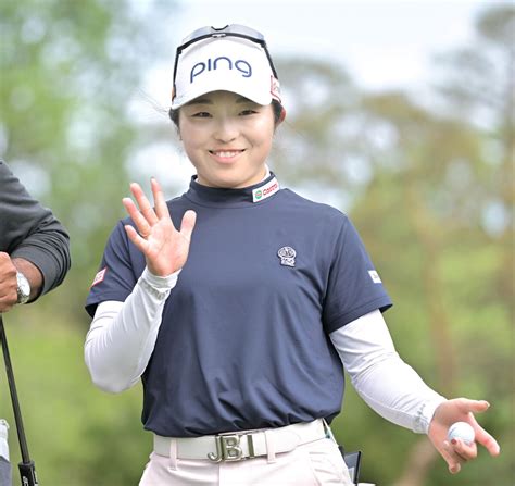 佐久間朱莉が単独首位発進 川崎春花は2差2位、原英莉花はメジャー3冠へ3差8位 スポーツ報知