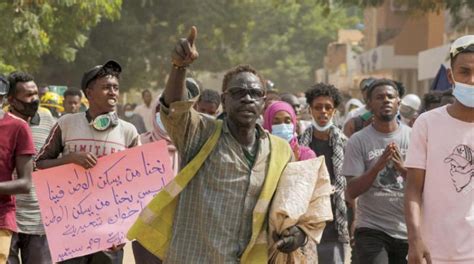 لجان المقاومة السودانية تطالب بـ إلغاء الدستور وسلام جوبا وحل السيادي