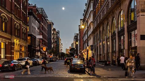 Ny Greenwich Village Walking Around Greenwich Village In Ny At Dusk