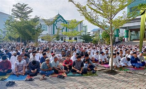 Muhammadiyah Gelar Sholat Idul Adha 1443 Ribuan Jemaah Padati Kampus Umri