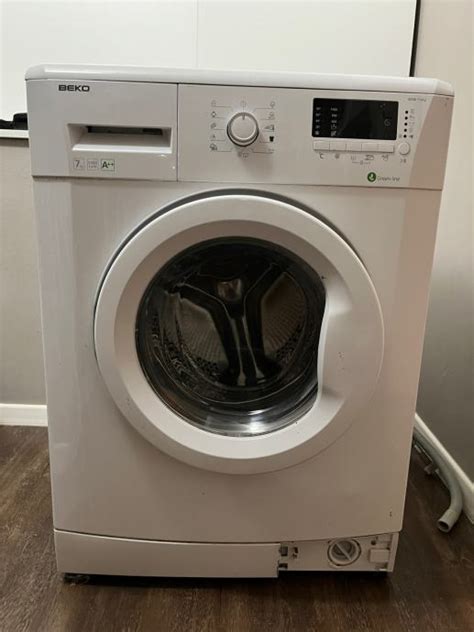 Beko Pralni Stroj WMB 71432