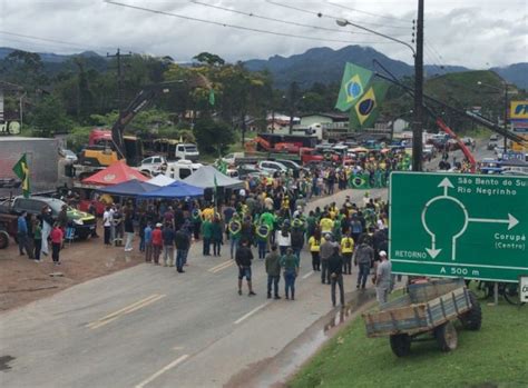 Prf Monitora Pontos De Bloqueio Em Rodovias Federais Em Sc