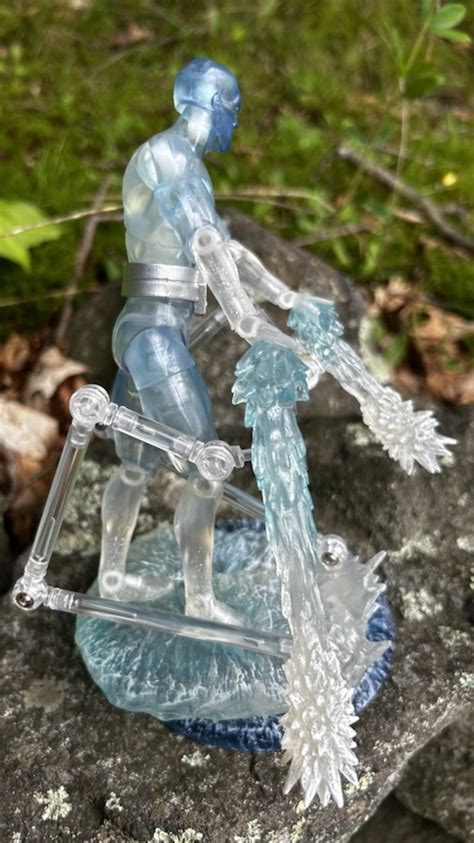 Review Marvel Select Iceman Figure Diamond Select Toys X Men