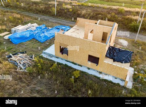 Construcci N De Una Nueva Y Moderna Casa Modular Las Paredes Hechas De