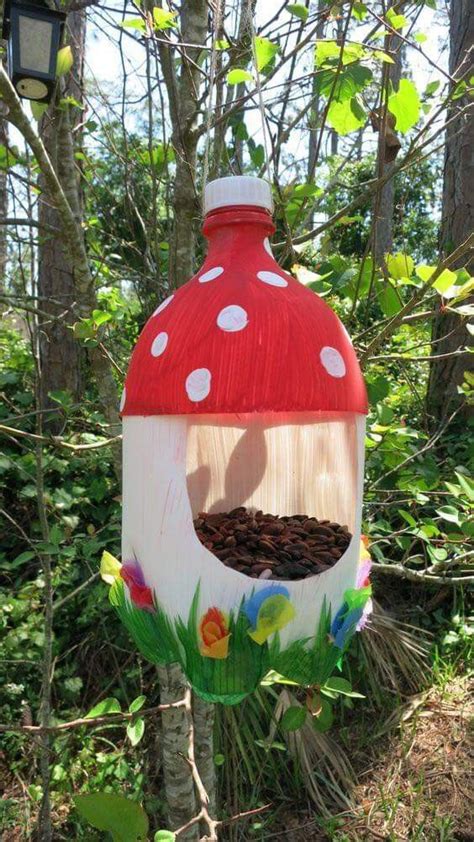 Pin By Bru Pama On Primavera Plastic Bottle Crafts Diy Crafts For