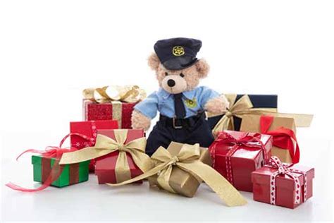 What is a Good Gift for a New Police Officer? – The People’s Gallery