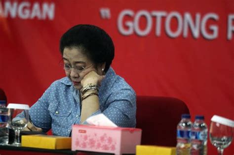 Ketemu Jokowi Di Istana Megawati Laporkan Soal Pancasila