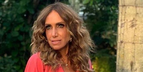 Lili Estefan Se Convierte En Blanco De Las Cr Ticas Por Este Atuendo