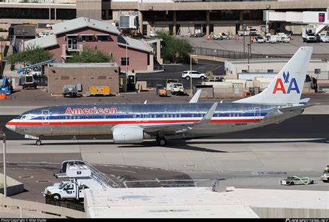 N858NN American Airlines Boeing 737 823 WL Photo By Mike Snyder ID