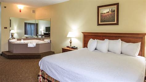 BEST Hotels with Jacuzzi in Room in Branson, MO ️ 2025