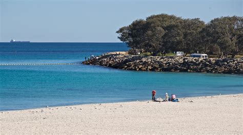 Sorrento Beach - Tours and Activities | Expedia