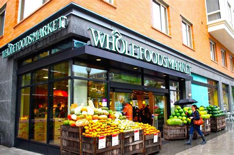 Whole Foods Ceo Confirms Aggressive Canadian Expansion