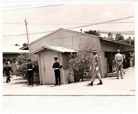 Living in a Land Divided: Photos of Korean War Reconstruction