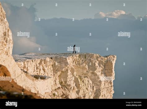 Bord de falaise Banque de photographies et dimages à haute résolution