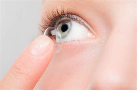 Improper Use Of Contact Lenses Causes Severe Eye Infections Cdc Says