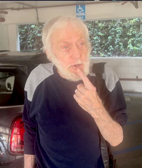 Dick Van Dyke 97 Shows Off Car Crash Injuries New Photos