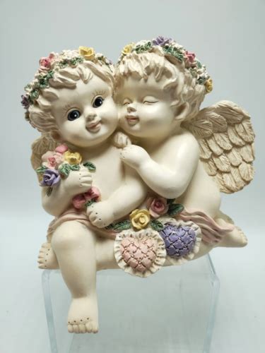 Vtg CHERUBS MUSIC BOX Figurine Playing Let Me Call You Sweetheart