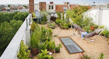 How to design a rooftop garden | Real Homes