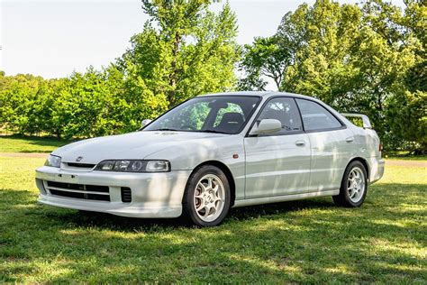 This 1996 Honda Integra Type R Sedan Or A 2024 Integra Type S? | Carscoops