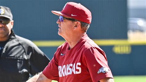 Razorbacks Coach Dave Van Horn Previews Series Against Missouri Hit