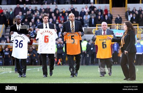 Left To Right Former Teammates Of Dean Richards Ledley King Hi Res