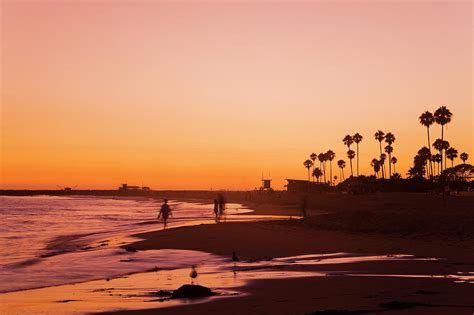 Sunset At Corona Del Mar Beach Photograph by Richard Cummins