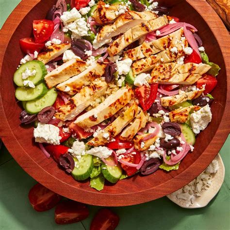 Greek Salad With Chicken