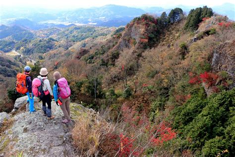 九州の紅葉登山の締めくくりに、国東半島の田原山（鋸山）へ 山と溪谷オンライン