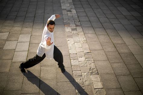 Cómo empezar a practicar Tai Chi Escuela Zoreda