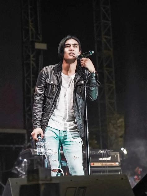 Charly Van Houten Gelar Konser Tur Asia Rayakan 20 Tahun Berkarya Di