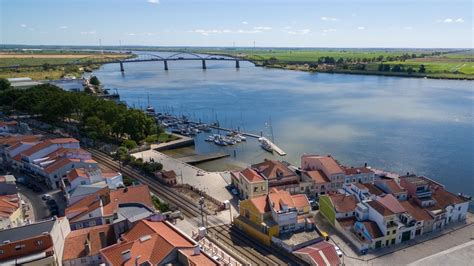 Rio Tejo Frente Ribeirinha Do Concelho De Vila Franca De Xira