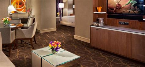 MGM Grand Hotel | Las Vegas Honeymoon | Honeymoon Dreams