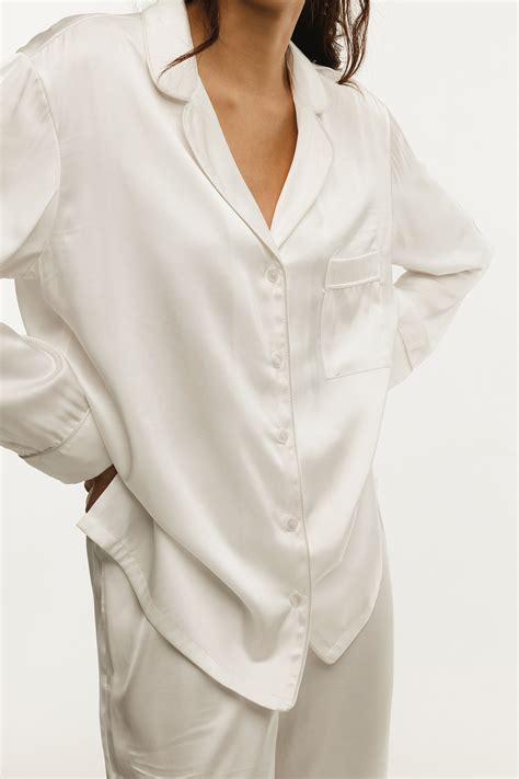 White Bride Pajama Set Bridesmaid Pajama Set Satin Pajamas - Etsy
