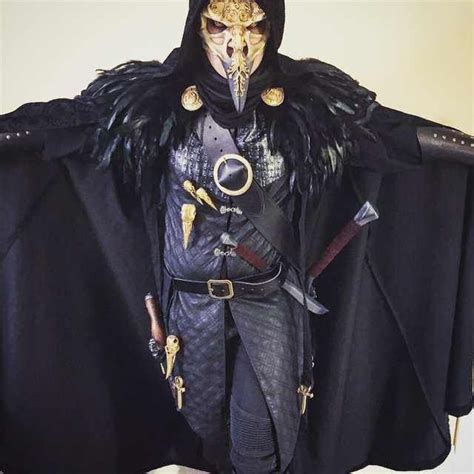 Knight Of The Raven Queen Costume Imgur Queen Costume Queen Outfit