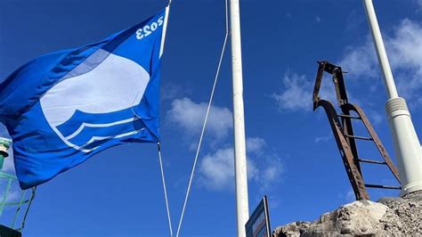 La Bandera Azul Ya Ondea En La Playa De Las Nieves De Agaete