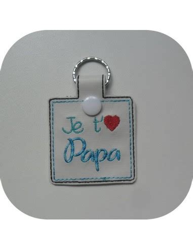 motif de broderie porte clé papa ITH