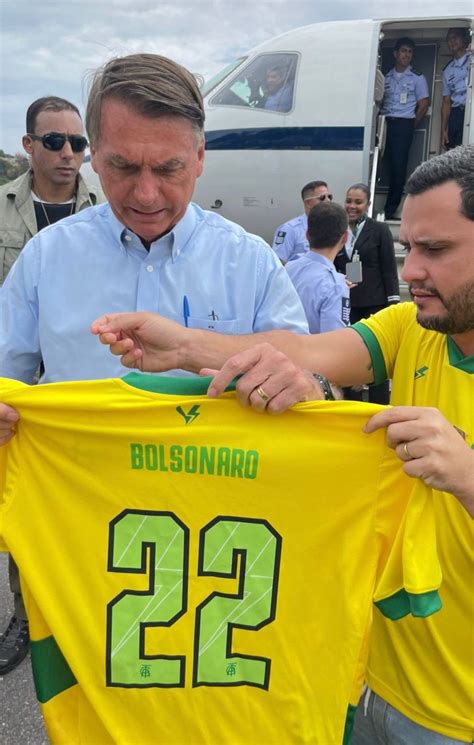 Bolsonaro Recebido Por Apoiadores Em Chegada A Belo Horizonte Band