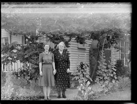 Two Women Tairawhiti Museum