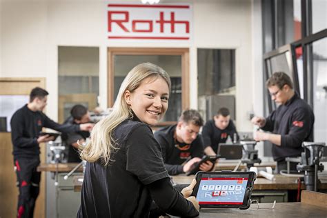 Roth Auszubildende Entwickeln Digitale Lernplattform Rooms Roth Werke