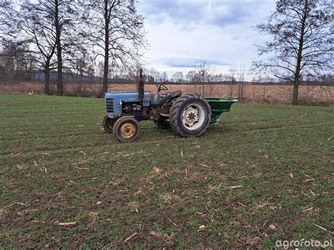 Foto ciągnik Zetor 3011 id 824499 Galeria rolnicza agrofoto