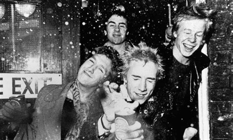 Sex Pistols Akan Membagikan Perjalanan Karirnya Lewat Film Serial Uss Feed