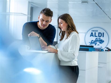 Ausbildung Zum Kaufmann Im Einzelhandel Oder Verk Ufer M W D Start