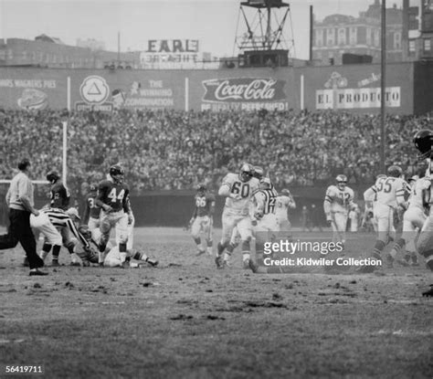 Bednarik Gifford Photos and Premium High Res Pictures - Getty Images