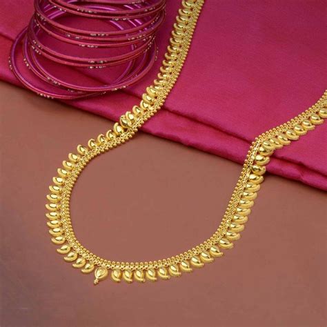 Gold Necklace Set WHPS288565 Waman Hari Pethe Sons