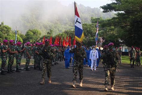 Bendera Batalyon Korps Marinir Teladan TNI AL Tahun 2022 Masuk Sarang