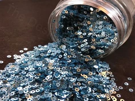 Metallic Blue Center Hole Circular Sequins Metallic Sequins मेटल