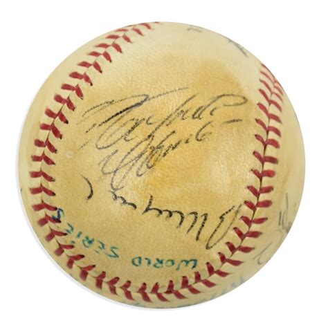 1971 World Champion Pittsburgh Pirates Team Signed Baseball W Clemente