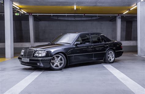 Rare Mercedes E 60 Amg And Patent Motorwagen Heading To Motor World Classics Performancedrive